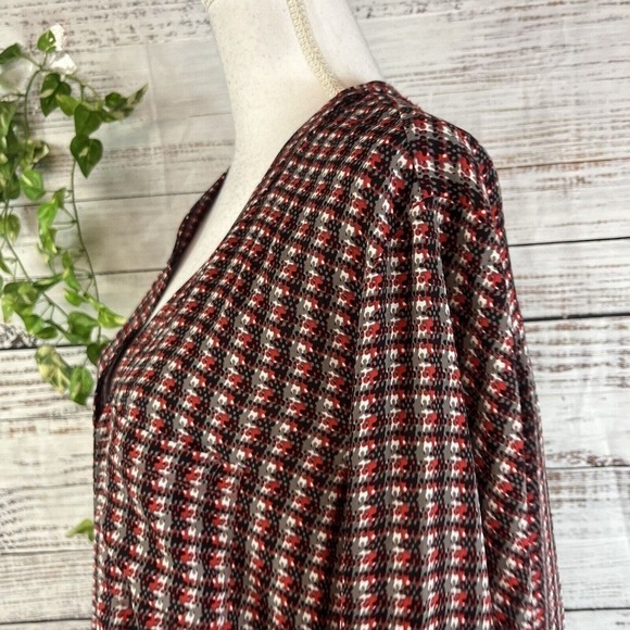 Lord & Taylor Blouse Tunic size Extra Large Red Black Career Church Executive - Picture 9 of 12